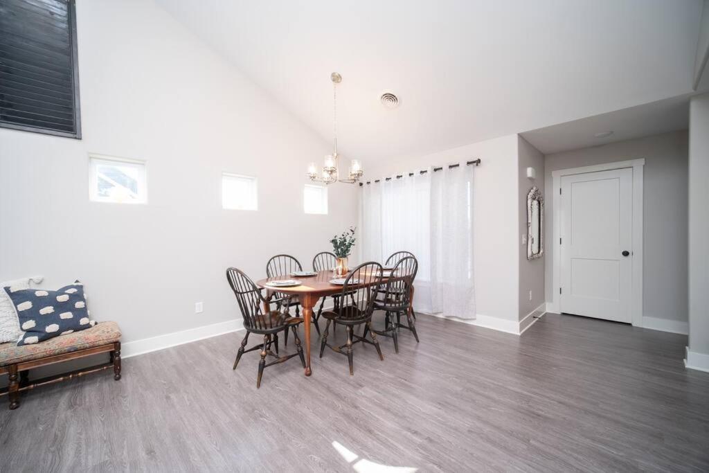 New Beautiful 3 Bedroom Condo In Bettendorf Exterior foto